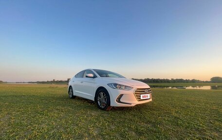 Hyundai Elantra VI рестайлинг, 2018 год, 1 470 000 рублей, 5 фотография