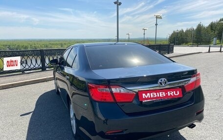Toyota Camry, 2013 год, 1 830 000 рублей, 26 фотография