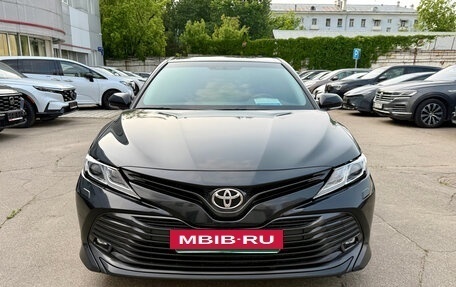 Toyota Camry, 2019 год, 2 629 000 рублей, 2 фотография