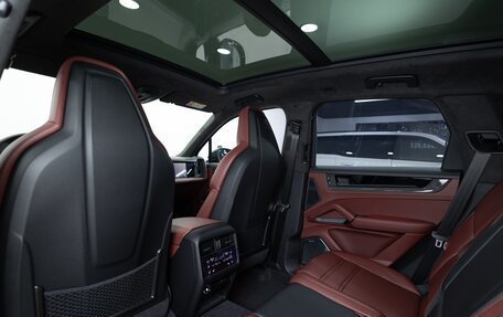 Porsche Cayenne III, 2025 год, 23 590 000 рублей, 30 фотография