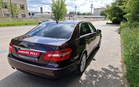 Mercedes-Benz E-Класс, 2012 год, 1 750 000 рублей, 4 фотография