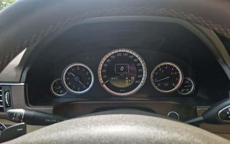 Mercedes-Benz E-Класс, 2012 год, 1 750 000 рублей, 14 фотография