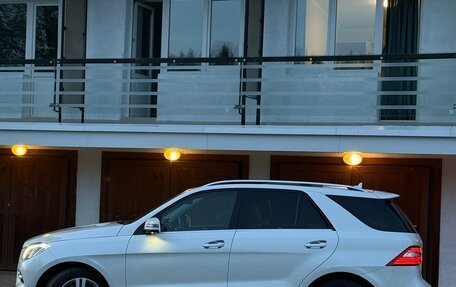 Mercedes-Benz M-Класс, 2012 год, 2 500 000 рублей, 3 фотография