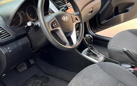 Hyundai Solaris II рестайлинг, 2015 год, 1 150 000 рублей, 7 фотография