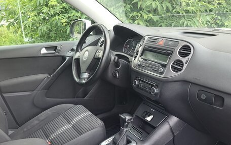 Volkswagen Tiguan I, 2010 год, 825 000 рублей, 6 фотография