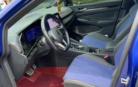 Volkswagen Golf VIII, 2021 год, 2 100 000 рублей, 7 фотография