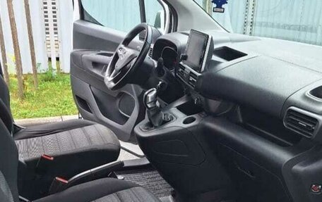 Opel Combo E, 2021 год, 2 200 000 рублей, 7 фотография