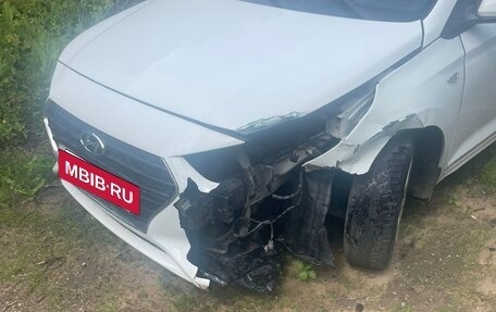 Hyundai Solaris II рестайлинг, 2017 год, 550 000 рублей, 3 фотография