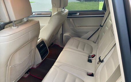 Volkswagen Touareg III, 2012 год, 2 100 000 рублей, 6 фотография