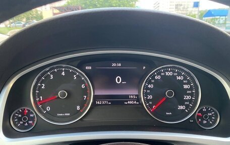 Volkswagen Touareg III, 2012 год, 2 100 000 рублей, 7 фотография