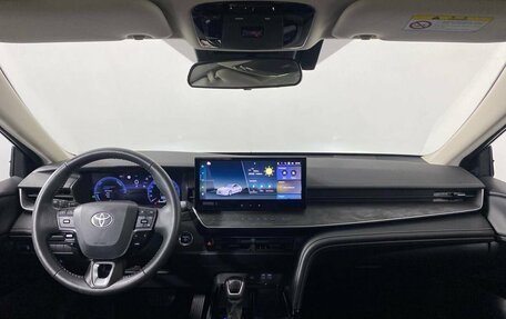 Toyota Camry, 2024 год, 4 100 000 рублей, 16 фотография