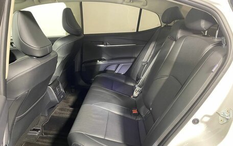 Toyota Camry, 2024 год, 4 100 000 рублей, 18 фотография