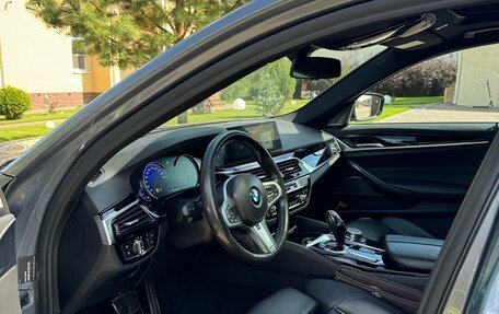 BMW 5 серия, 2018 год, 3 200 000 рублей, 29 фотография