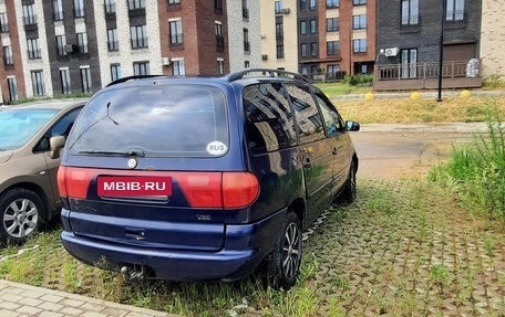 Volkswagen Sharan I рестайлинг, 1999 год, 185 000 рублей, 8 фотография