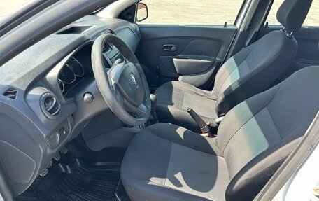 Renault Logan II, 2016 год, 430 000 рублей, 5 фотография