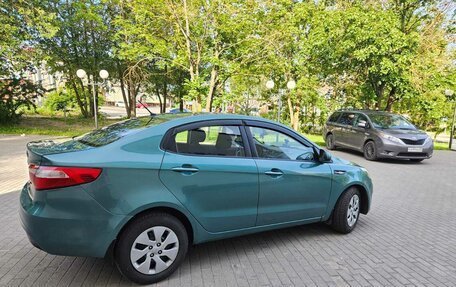 KIA Rio III рестайлинг, 2013 год, 600 000 рублей, 10 фотография