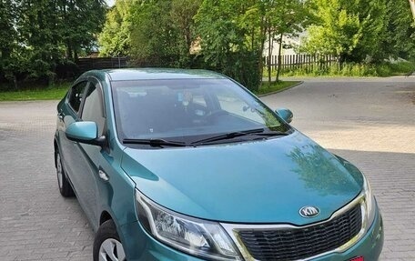 KIA Rio III рестайлинг, 2013 год, 600 000 рублей, 9 фотография