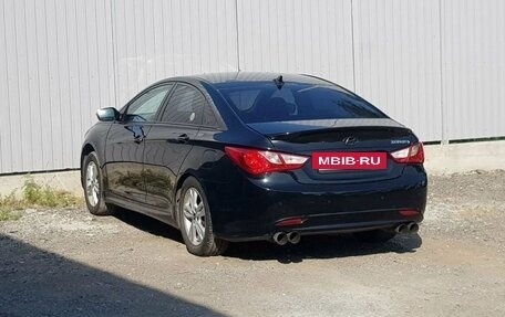 Hyundai Sonata VI, 2011 год, 1 050 000 рублей, 3 фотография