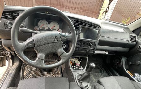 Volkswagen Golf III, 1995 год, 335 000 рублей, 2 фотография