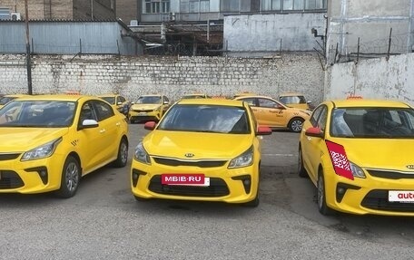 Volkswagen Polo VI (EU Market), 2021 год, 750 000 рублей, 2 фотография