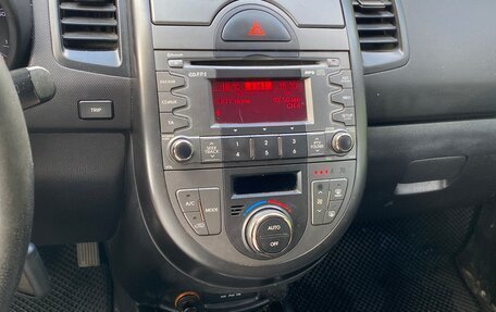 KIA Soul I рестайлинг, 2010 год, 900 000 рублей, 10 фотография