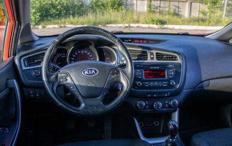 KIA cee'd III, 2015 год, 990 000 рублей, 6 фотография