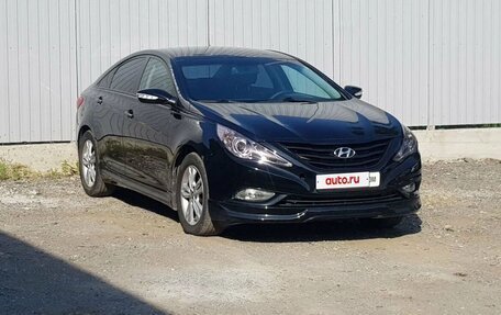 Hyundai Sonata VI, 2011 год, 1 050 000 рублей, 2 фотография