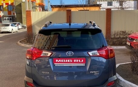 Toyota RAV4, 2013 год, 2 050 000 рублей, 4 фотография