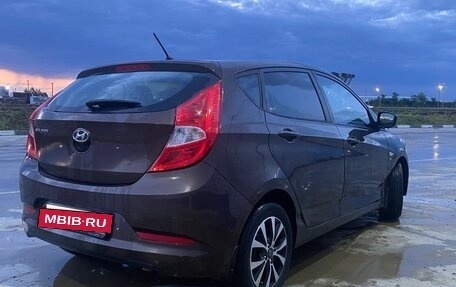 Hyundai Solaris II рестайлинг, 2016 год, 1 100 000 рублей, 5 фотография