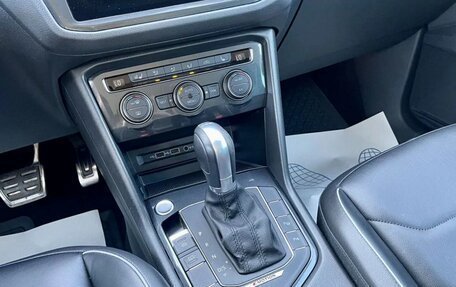 Volkswagen Tiguan II, 2018 год, 2 150 000 рублей, 12 фотография