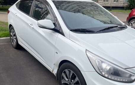 Hyundai Solaris II рестайлинг, 2014 год, 899 000 рублей, 3 фотография