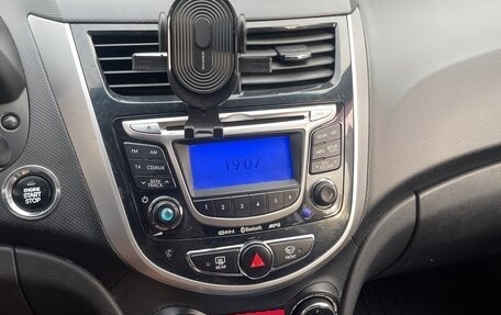 Hyundai Solaris II рестайлинг, 2014 год, 899 000 рублей, 6 фотография