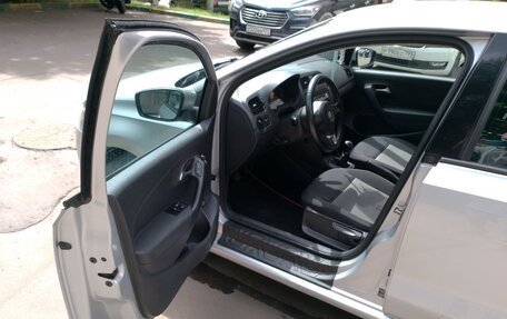 Volkswagen Polo VI (EU Market), 2012 год, 950 000 рублей, 5 фотография
