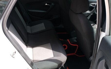 Volkswagen Polo VI (EU Market), 2012 год, 950 000 рублей, 6 фотография