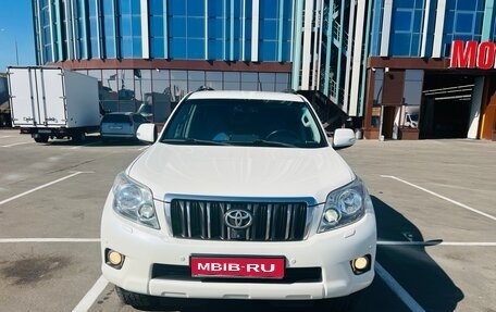Toyota Land Cruiser Prado 150 рестайлинг 2, 2013 год, 2 600 000 рублей, 4 фотография