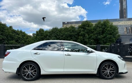 Toyota Camry, 2017 год, 2 330 000 рублей, 5 фотография