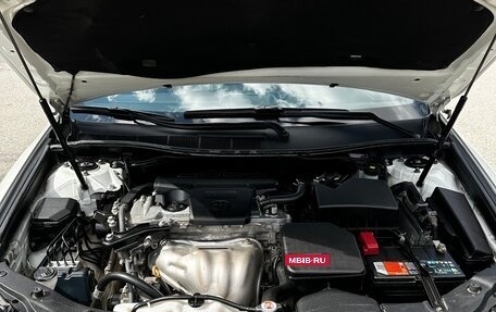 Toyota Camry, 2017 год, 2 330 000 рублей, 14 фотография