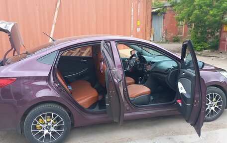 Hyundai Solaris II рестайлинг, 2012 год, 750 000 рублей, 4 фотография