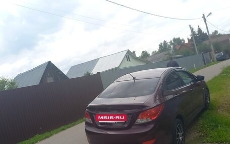Hyundai Solaris II рестайлинг, 2012 год, 750 000 рублей, 2 фотография