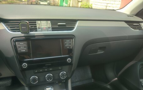 Skoda Octavia, 2017 год, 1 800 000 рублей, 24 фотография