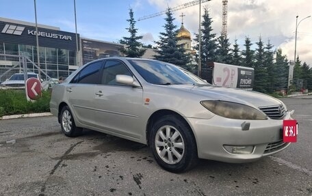 Toyota Camry V40, 2004 год, 850 000 рублей, 3 фотография