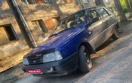 ИЖ 2126 «Ода», 2003 год, 100 000 рублей, 2 фотография