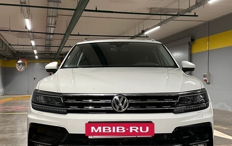 Volkswagen Tiguan II, 2019 год, 3 350 000 рублей, 3 фотография