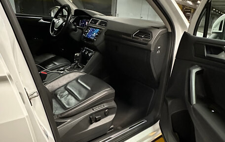 Volkswagen Tiguan II, 2019 год, 3 350 000 рублей, 15 фотография