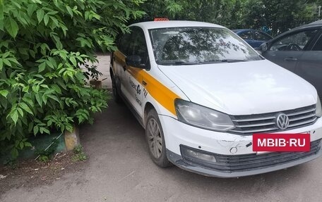 Volkswagen Polo VI (EU Market), 2019 год, 469 000 рублей, 2 фотография