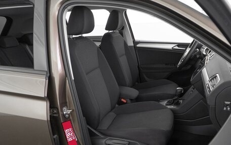 Volkswagen Tiguan II, 2019 год, 2 217 040 рублей, 8 фотография