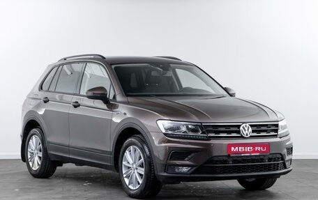 Volkswagen Tiguan II, 2019 год, 2 217 040 рублей, 1 фотография