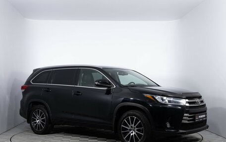 Toyota Highlander III, 2019 год, 3 195 000 рублей, 3 фотография