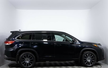 Toyota Highlander III, 2019 год, 3 195 000 рублей, 4 фотография