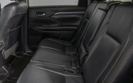 Toyota Highlander III, 2019 год, 3 195 000 рублей, 11 фотография